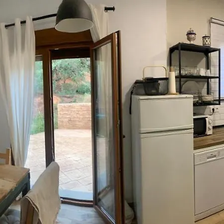 Can Marasi Tatil Evi *